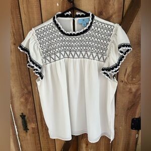 CeCe White /Black Smoked Blouse Ruffle Sleeves Feminine Babydoll Keyhole XL